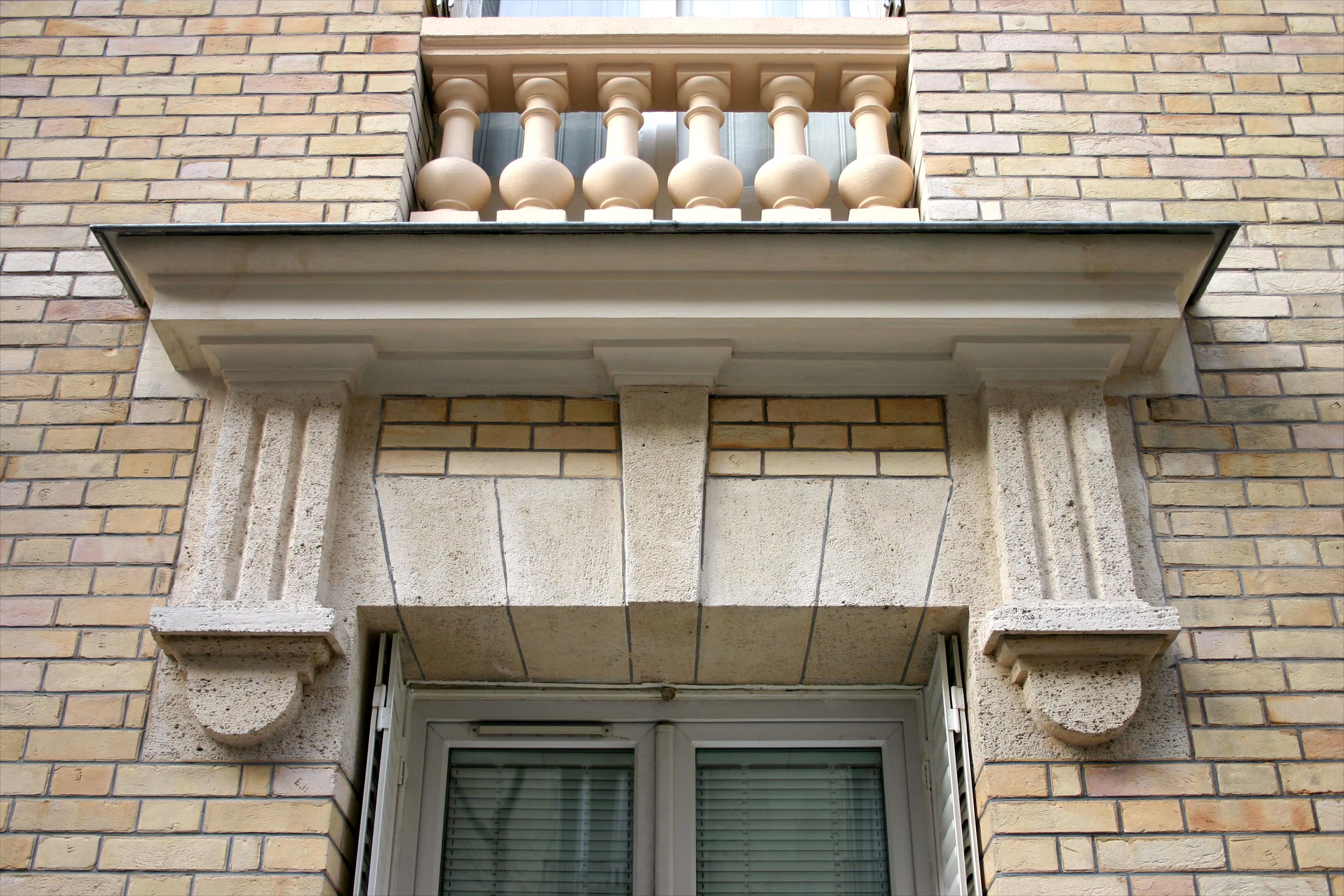 Facade-006